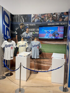 『Go Dodgers !!』